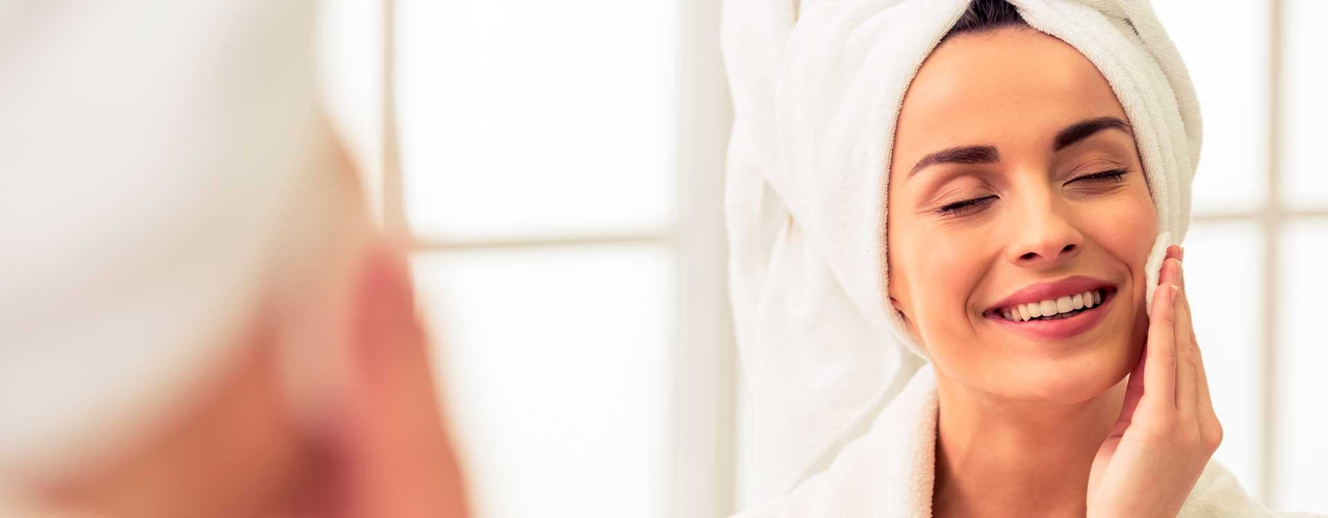 ¿De qué se trata el Skinimalismo?, ¡La última tendencia para cuidar tu piel!